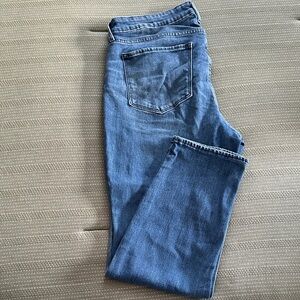 Old Navy Women's Straight Leg Blue Jeans